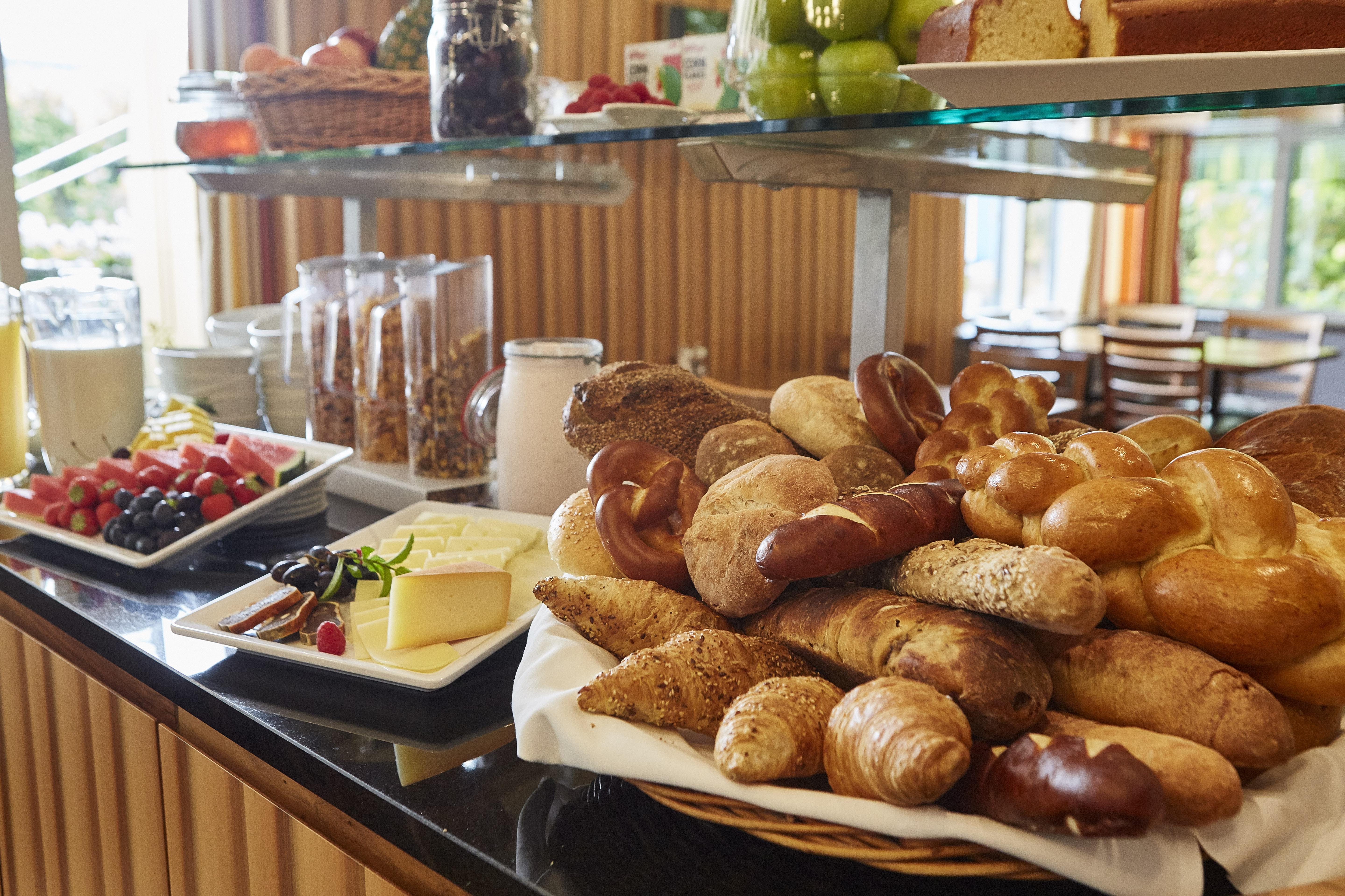 Geroldswil Swiss Quality Hotel Zurich Ngoại thất bức ảnh