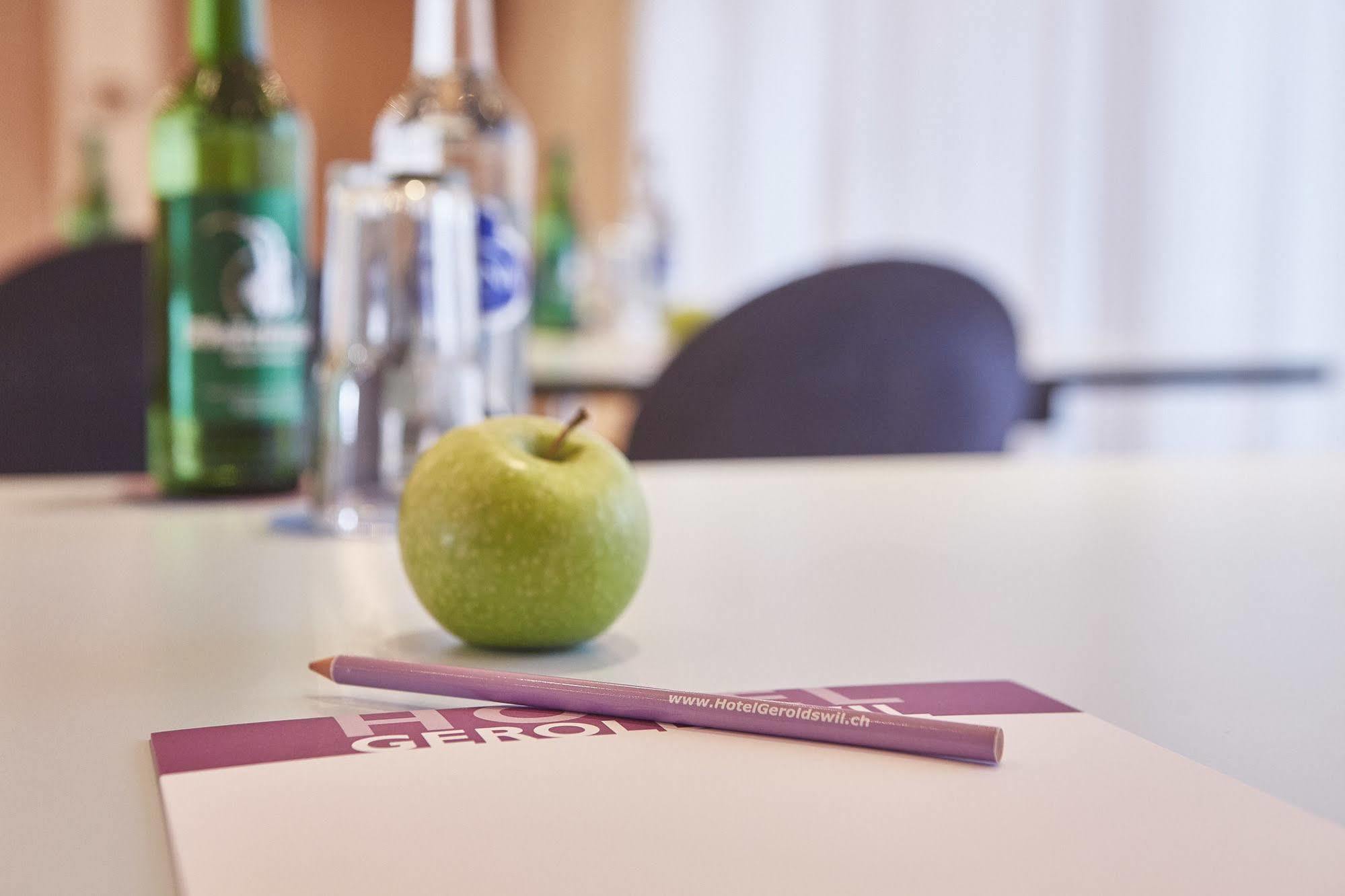 Geroldswil Swiss Quality Hotel Zurich Ngoại thất bức ảnh