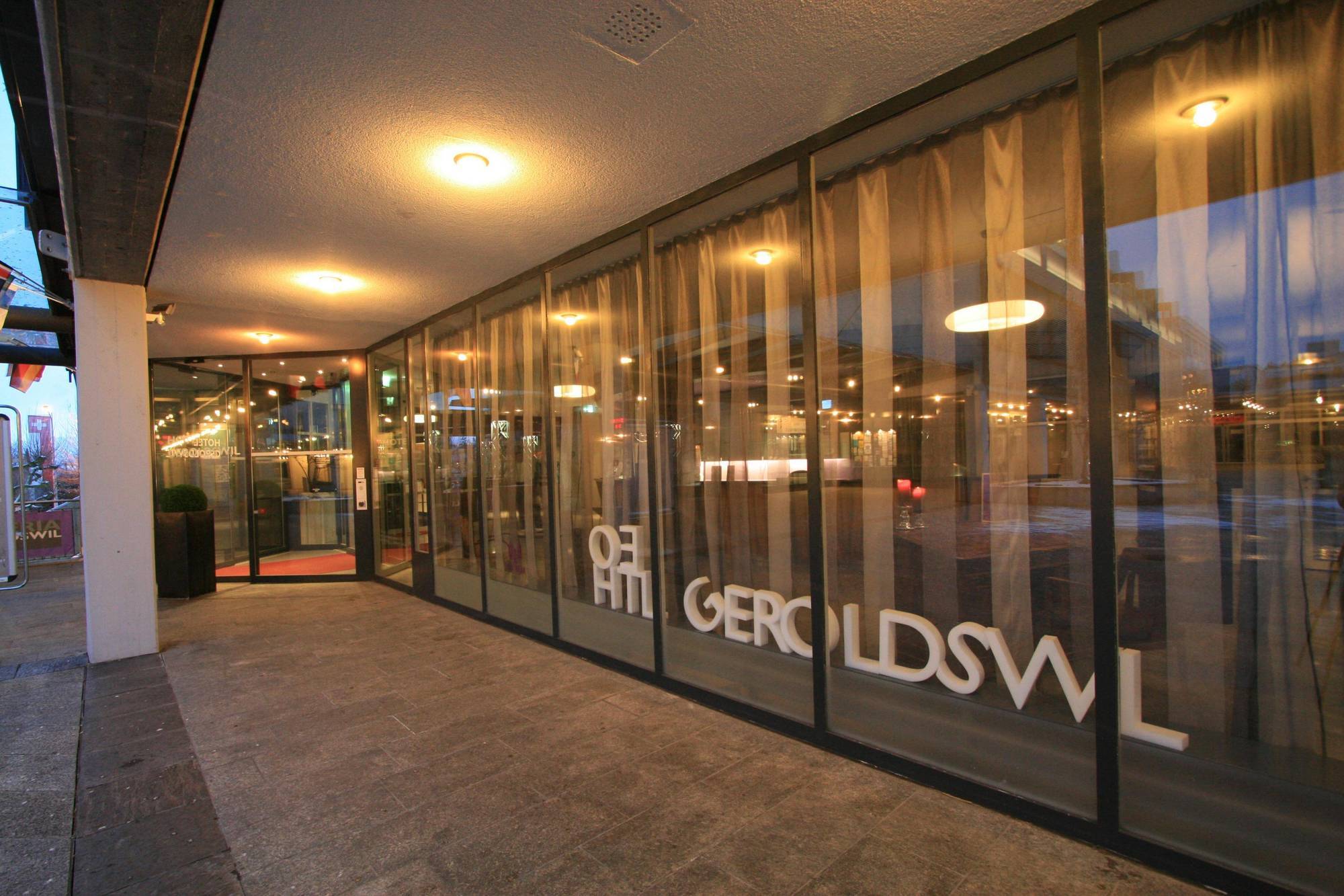 Geroldswil Swiss Quality Hotel Zurich Ngoại thất bức ảnh